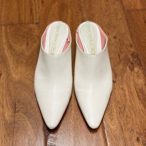 White leather kitten heel/ size38